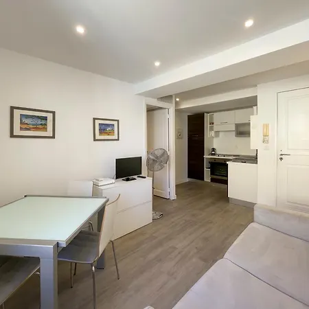 Massena 4 Pers Super Wifi Ac Apartamento Niza